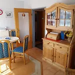Luetje Stuuv - Sued-balkon Und Deichnaehe Apartmán *
