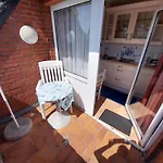 Luetje Stuuv - Sued-balkon Und Deichnaehe Крумхёрн