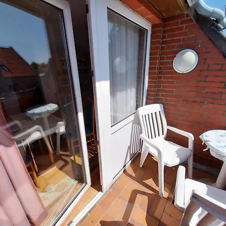 Apartmán Luetje Stuuv - Sued-balkon Und Deichnaehe Krummhörn
