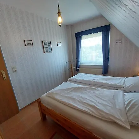 Apartmán Luetje Stuuv - Sued-balkon Und Deichnaehe Krummhörn